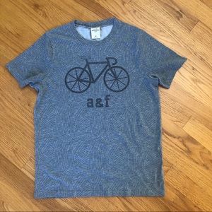 Abercrombie kids T shirt XL